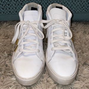 Adidas Sleek Mid Shoes | Size: 6